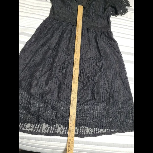 Allison New York Dress. Black. Size L - Picture 7 of 10
